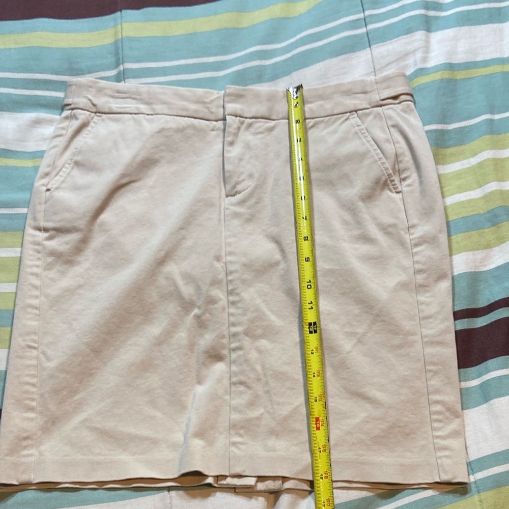 Light Colored Kaki Skirt by GAP Brand. - Picture 7 of 14